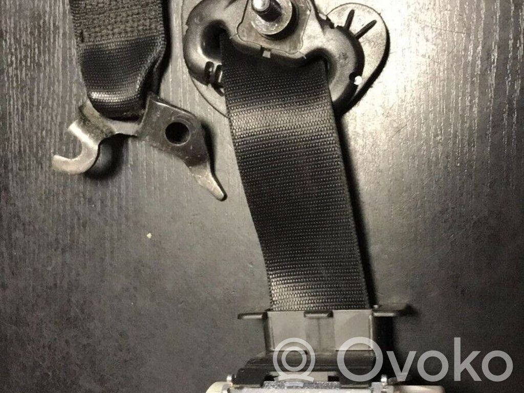 BMW 1 E81 E87 Front seatbelt 