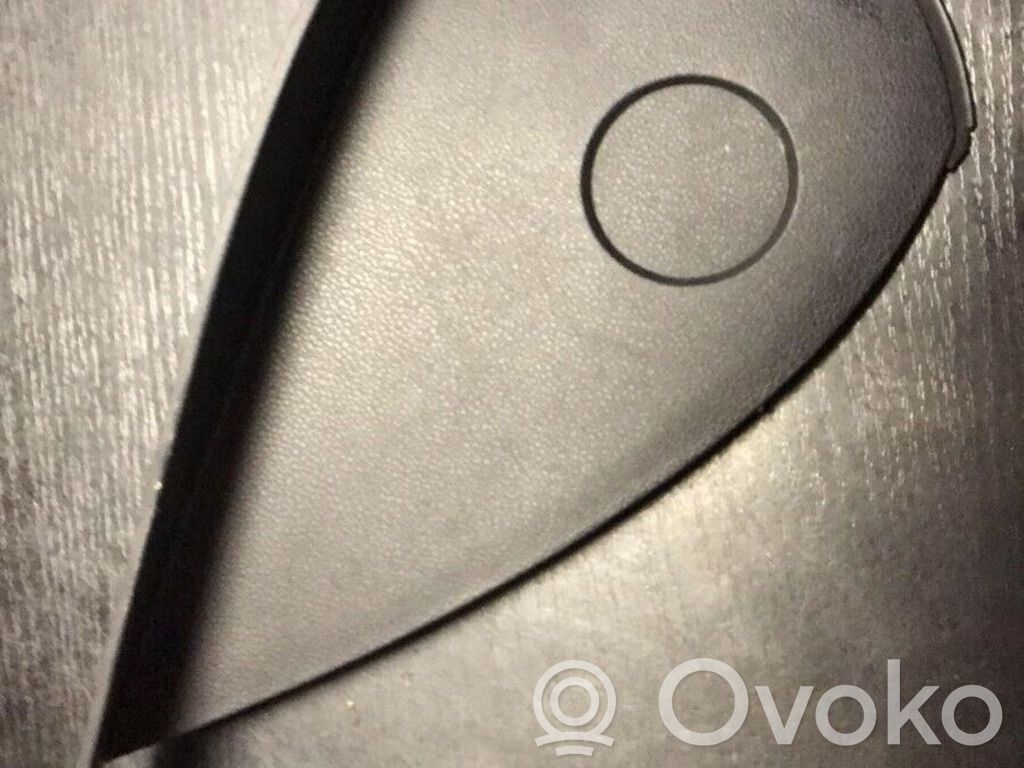 BMW 1 E81 E87 Panelės apdailos skydas (šoninis) 