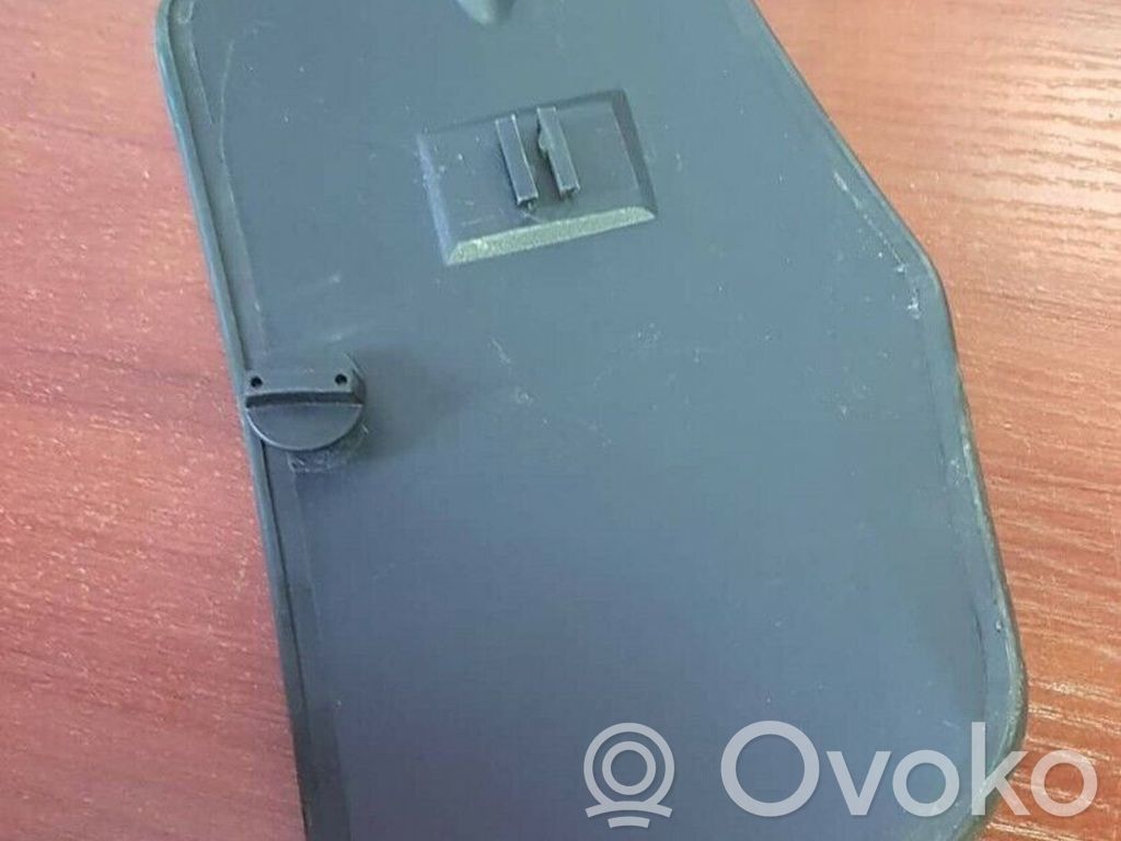 Other trunk/boot trim element   8230960