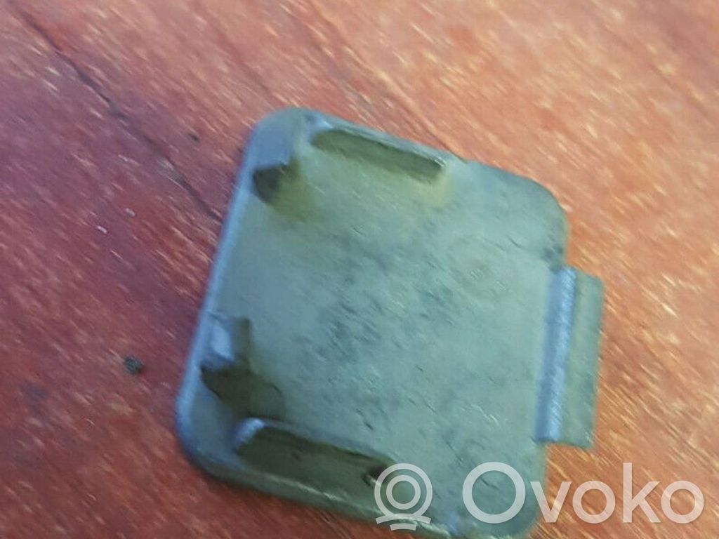 BMW 5 E39 Abdeckung Deckel Abschleppöse hinten 