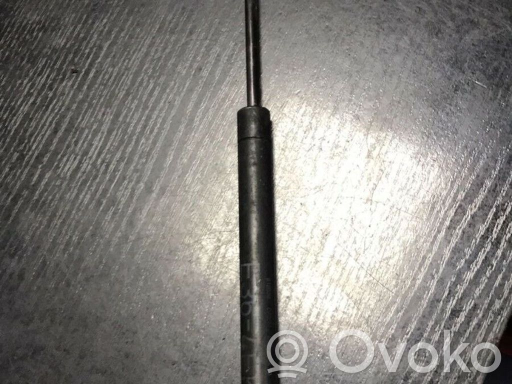BMW 3 E36 Tailgate/trunk strut/damper 