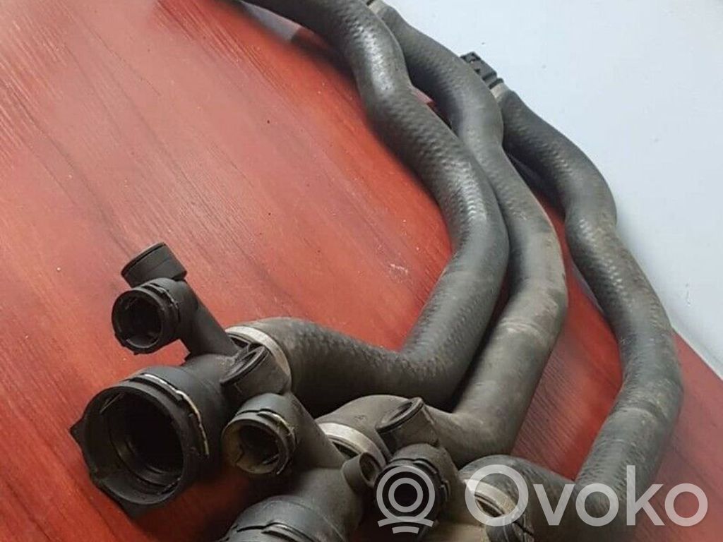 BMW 3 E46 Engine coolant pipe/hose 
