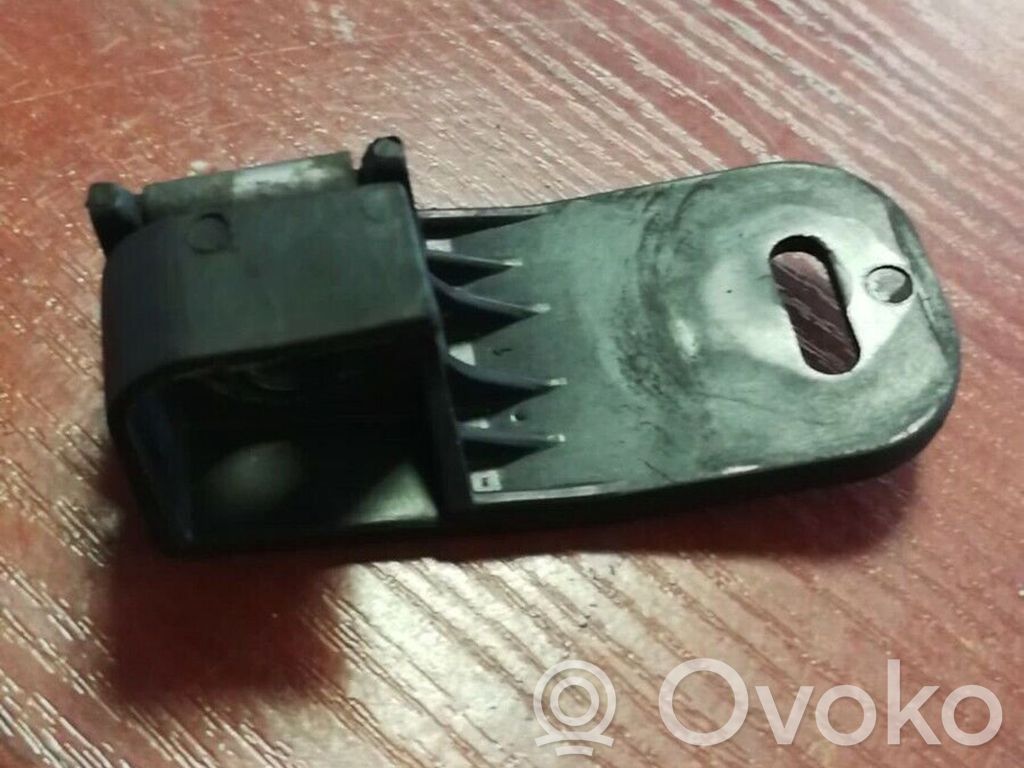 BMW 1 E82 E88 Headlight/headlamp mounting bracket 