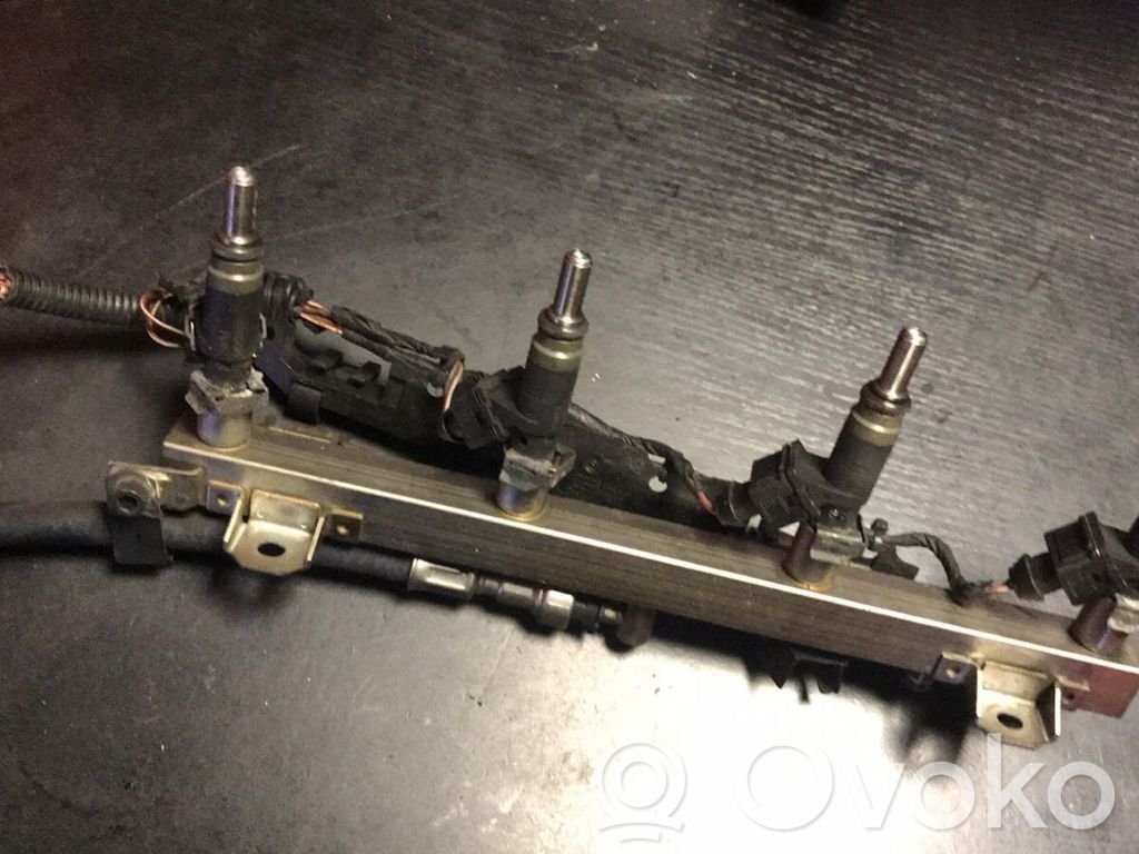 BMW 3 E90 E91 Rampă alimentare injectoare 