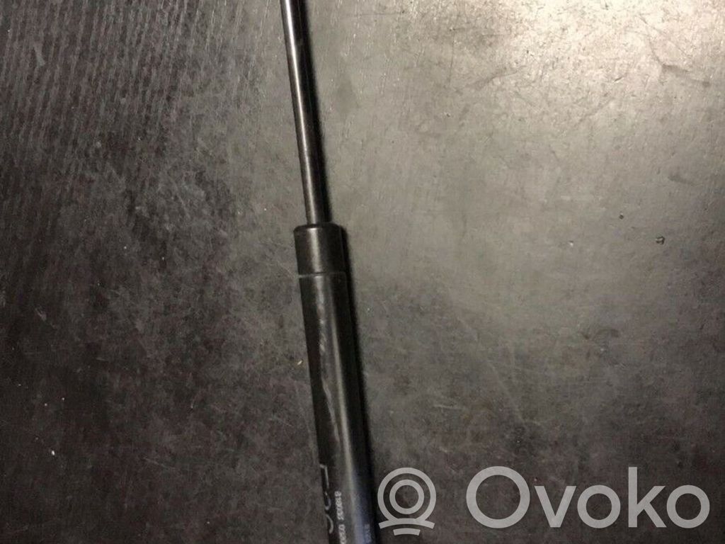 BMW 3 E36 Tailgate/trunk strut/damper 