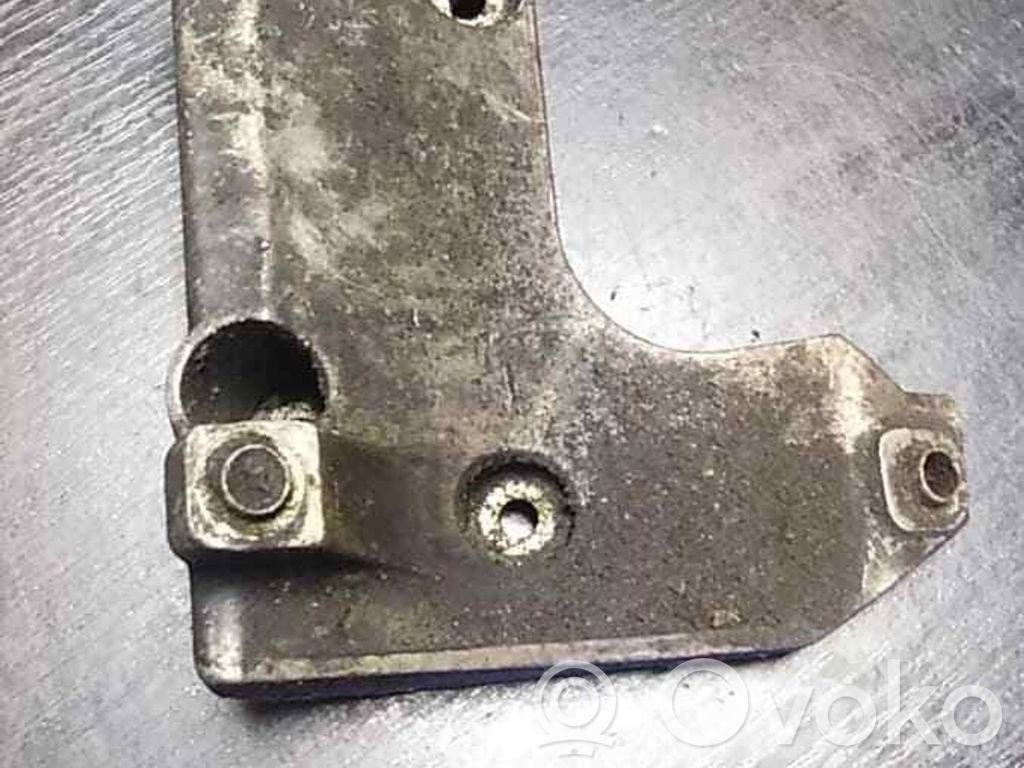 A/C compressor mount bracket   1439241