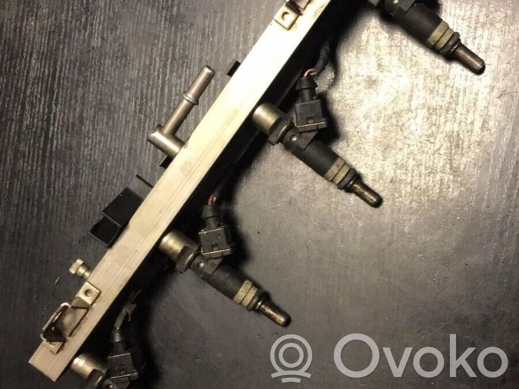 BMW 3 E90 E91 Rampă alimentare injectoare 