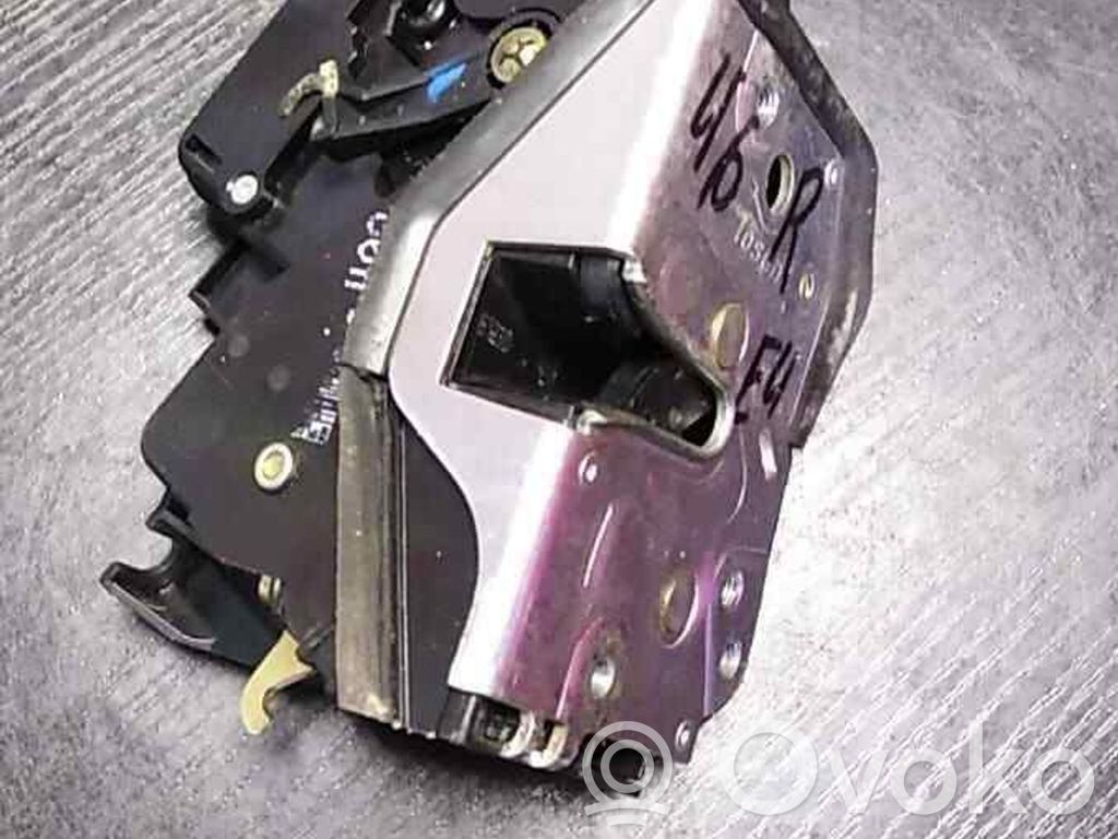 BMW 3 E46 Etuoven lukko 