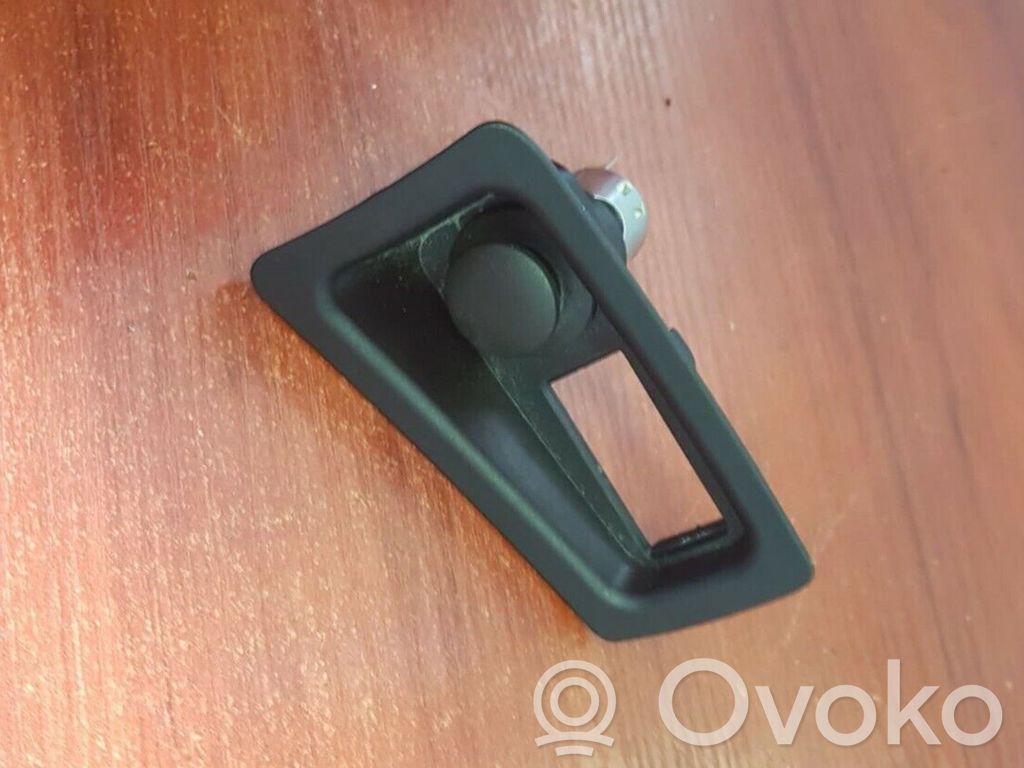 BMW 1 E81 E87 Cigarette lighter front 