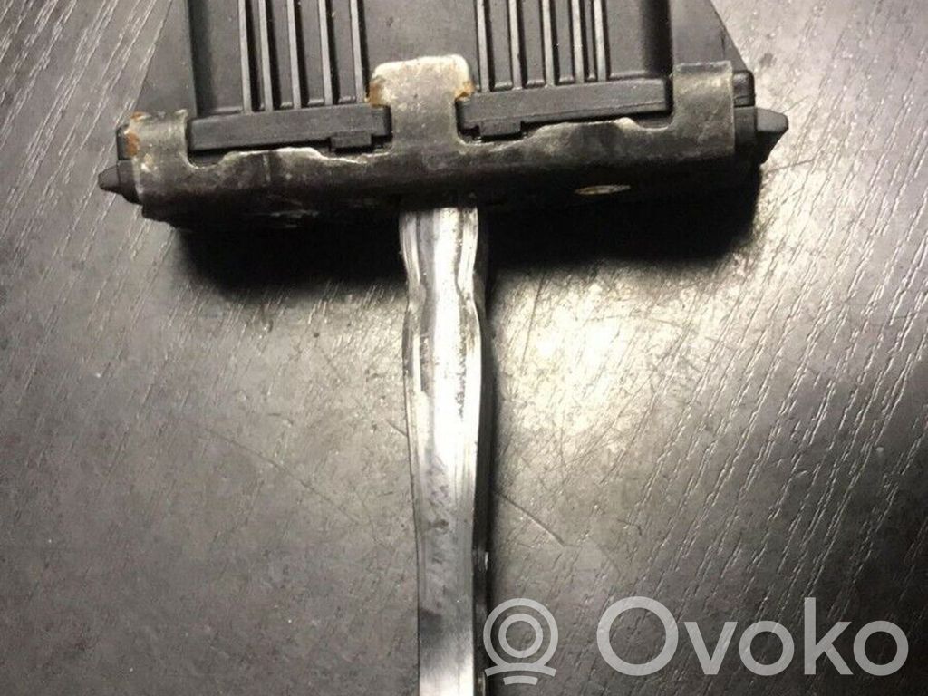 BMW 3 E90 E91 Ribotuvas priekinių durų atvėrimo 