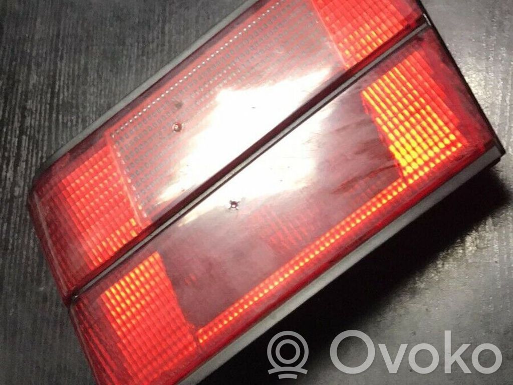 BMW 5 E34 Tailgate rear/tail lights 