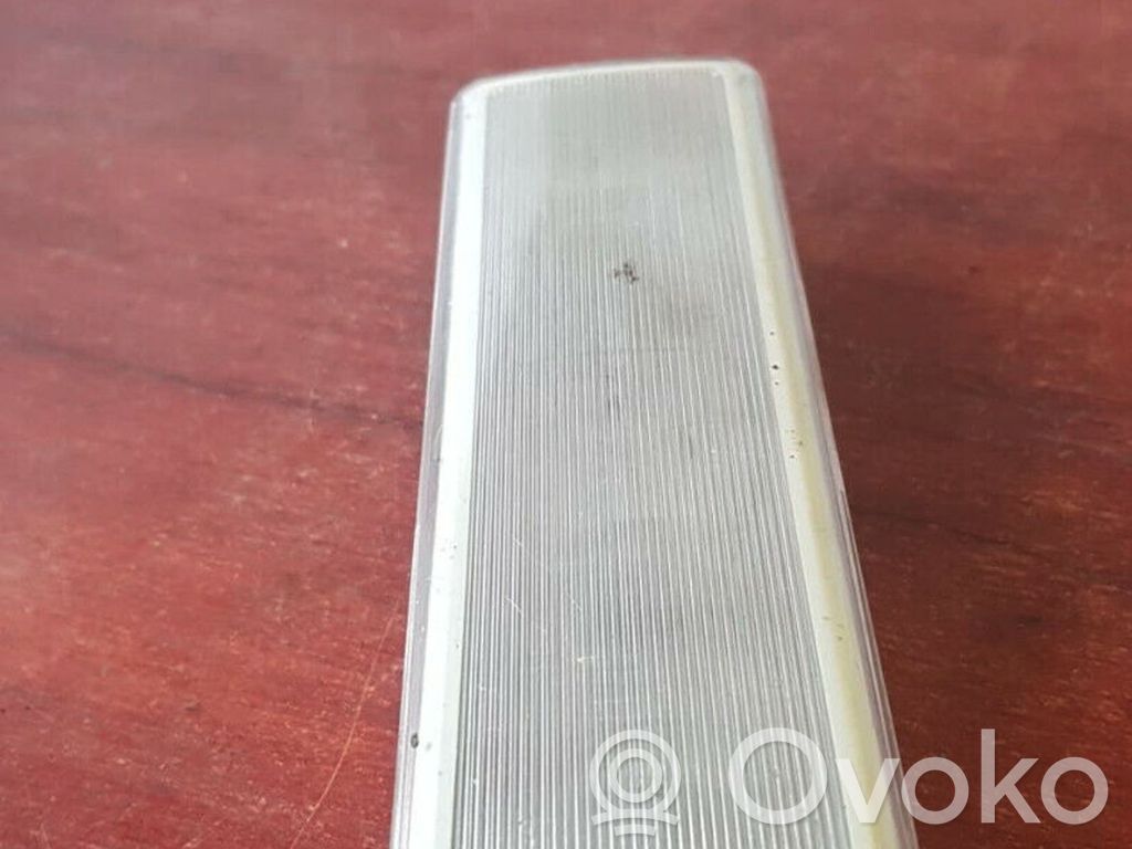 BMW 3 E46 Luz del asiento trasero 