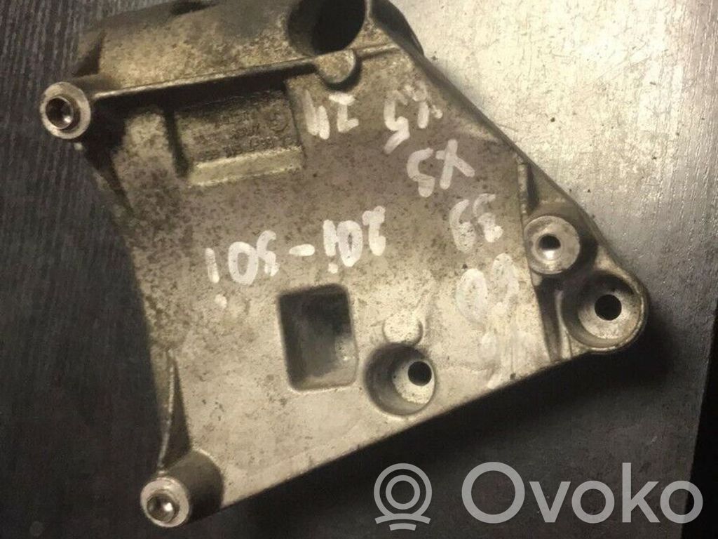 BMW X5 E53 A/C compressor mount bracket 