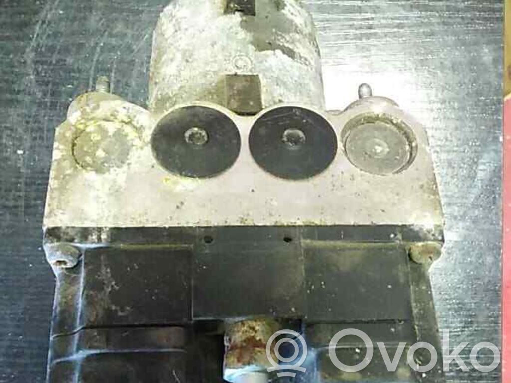 Audi A4 S4 B5 8D ABS-pumppu 
