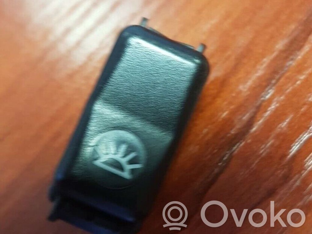 Mercedes-Benz E W124 Interior lighting switch 