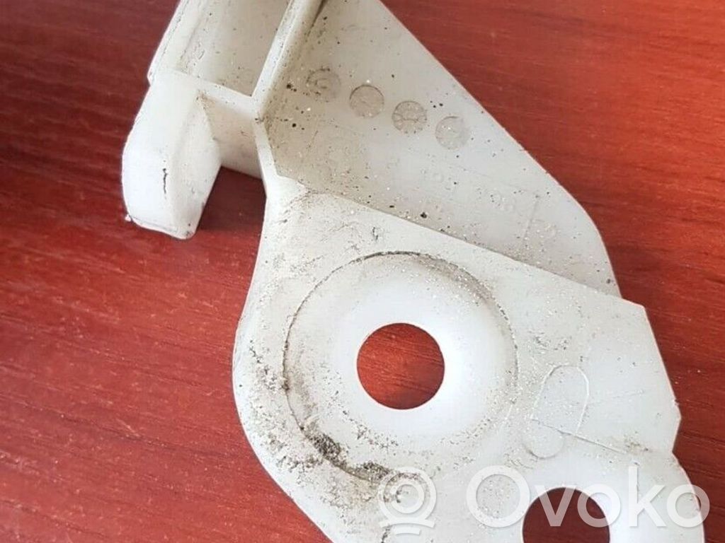 BMW 3 E46 Priekšpusē bampera turētājs 