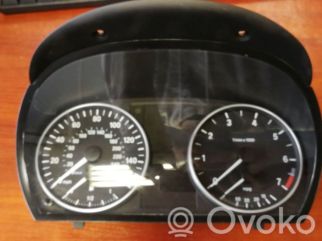 BMW 3 E90 E91 Nopeusmittari (mittaristo) 