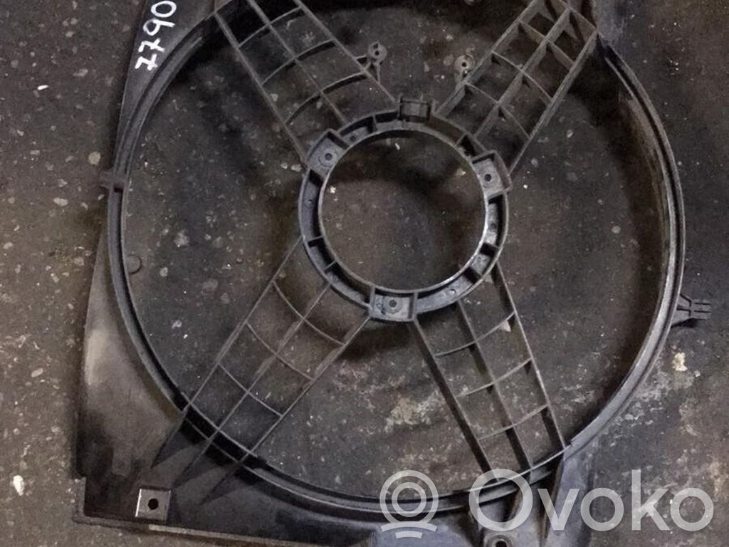 BMW 3 E46 Elektrisks radiatoru ventilators 