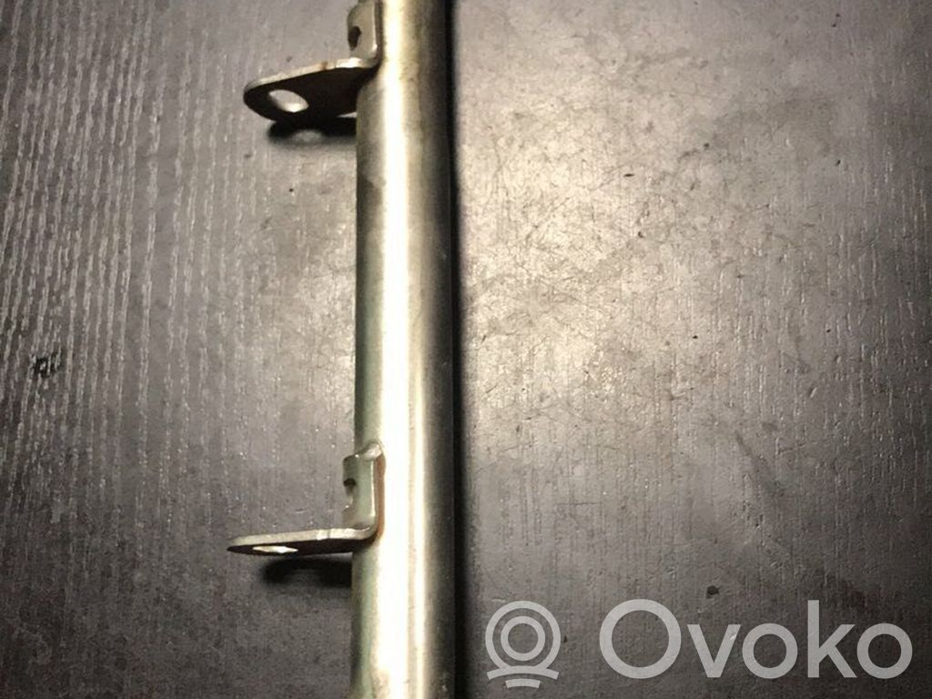 BMW 3 E92 E93 Caurulīte (-es) / šļūtene (-es) 