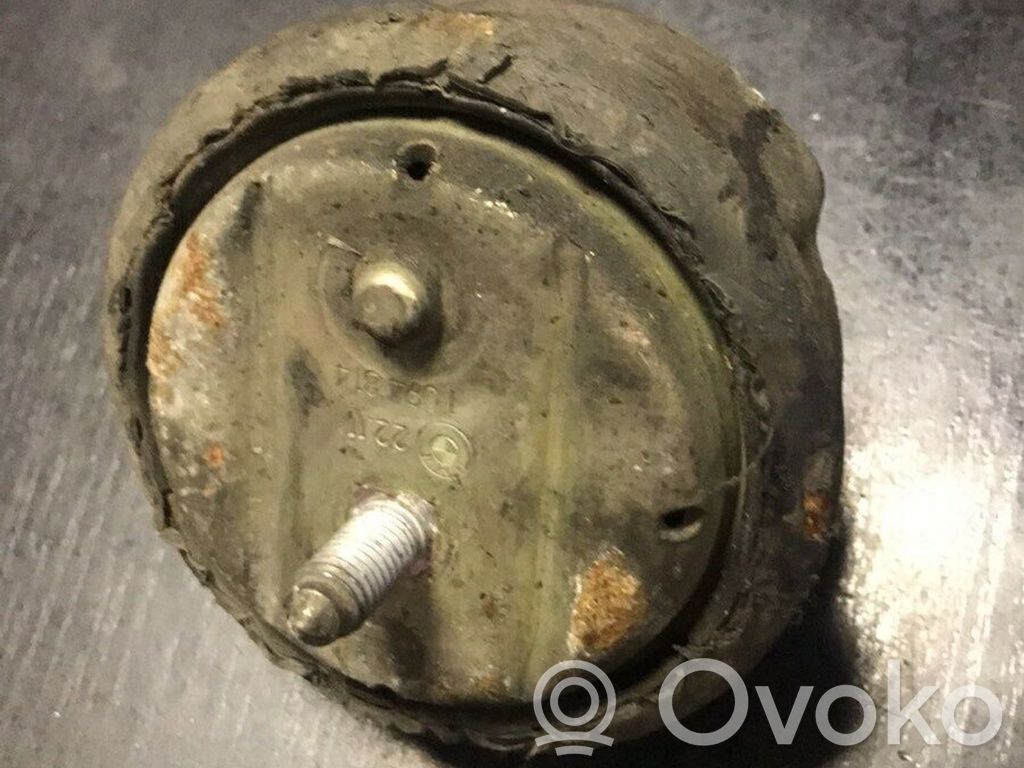 BMW 3 E46 Engine mount bracket 