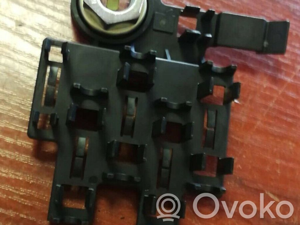 BMW 1 E81 E87 Radion antenni 
