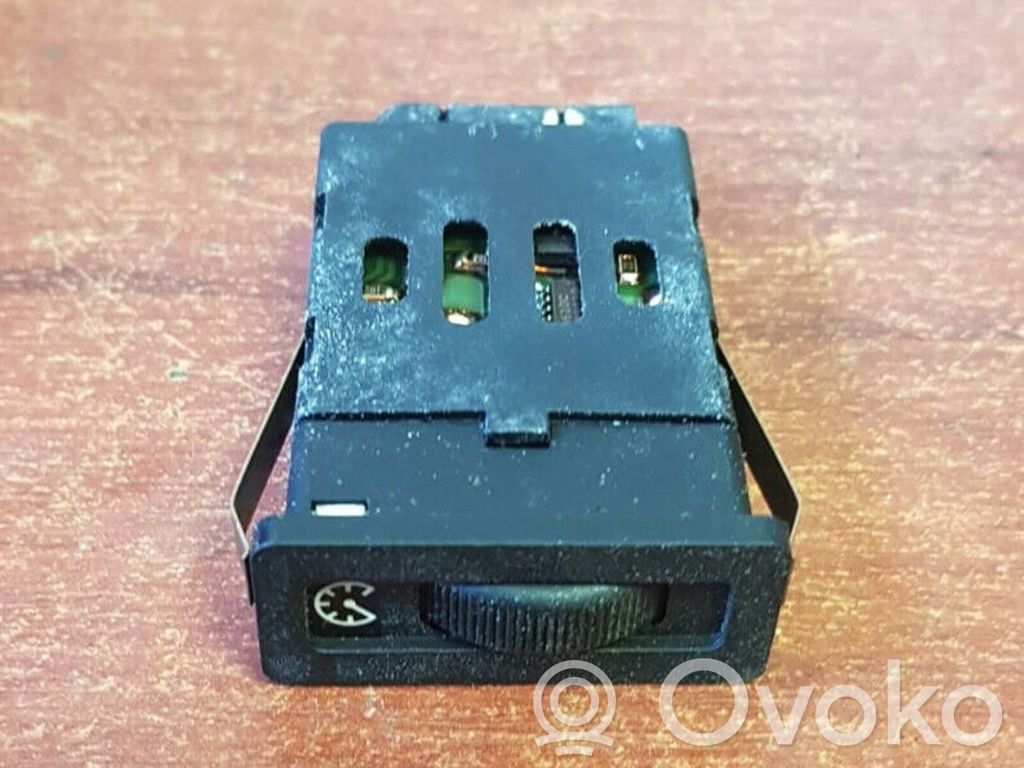 BMW 5 E34 Panel lighting control switch 