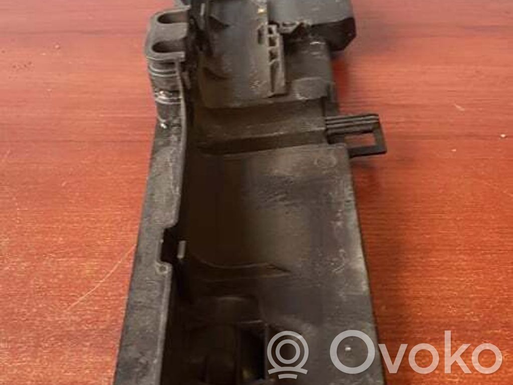 BMW 3 E90 E91 Radiator mount bracket 