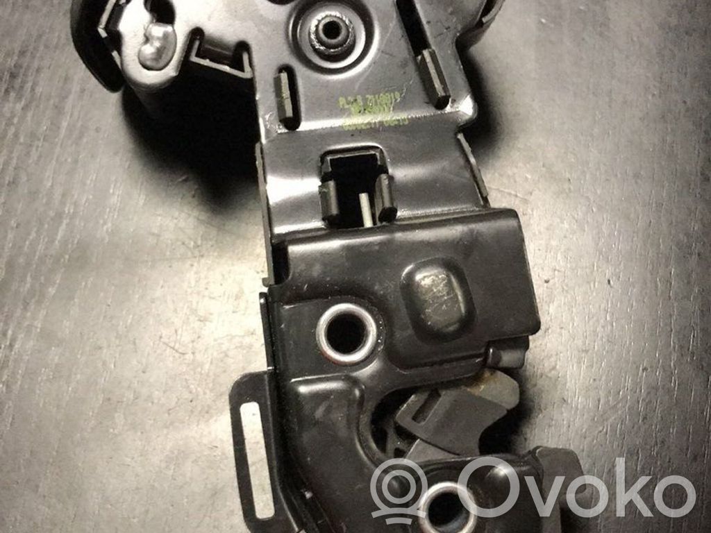 BMW X3 F25 Takaoven lukko 