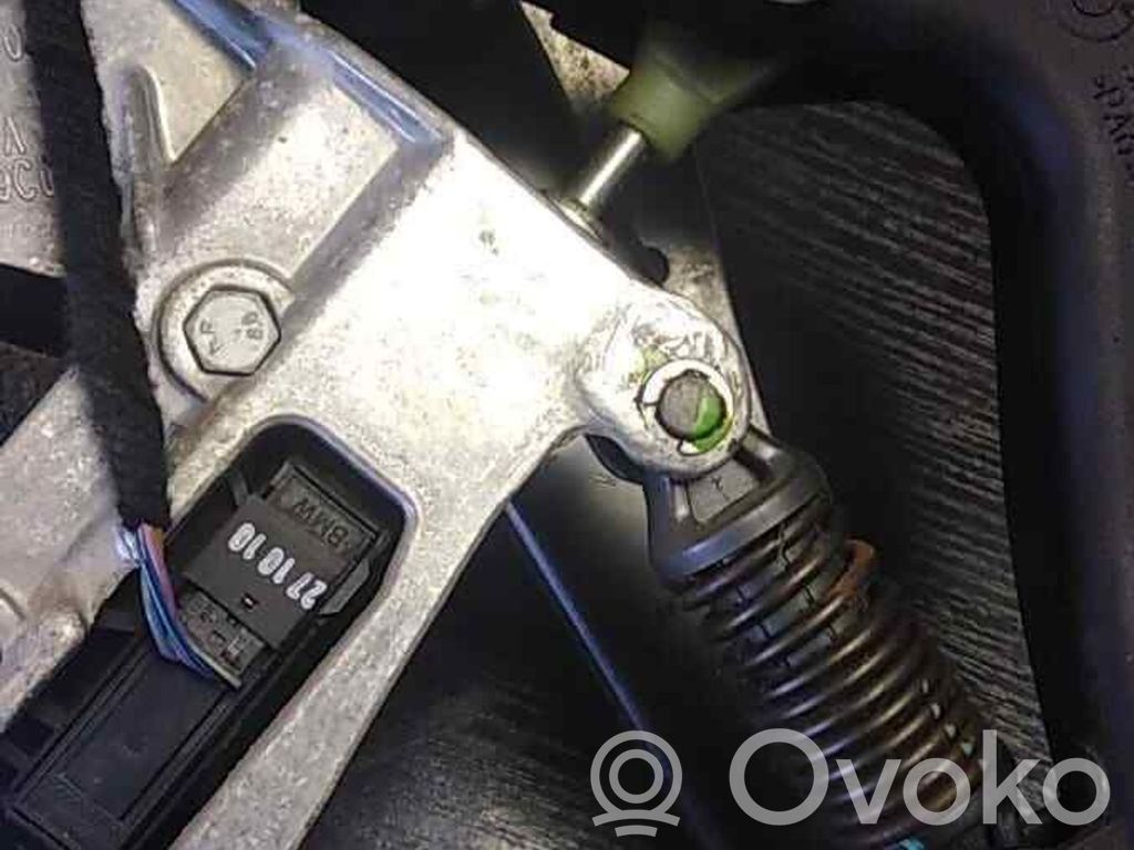 BMW 2 F22 F23 Педаль 