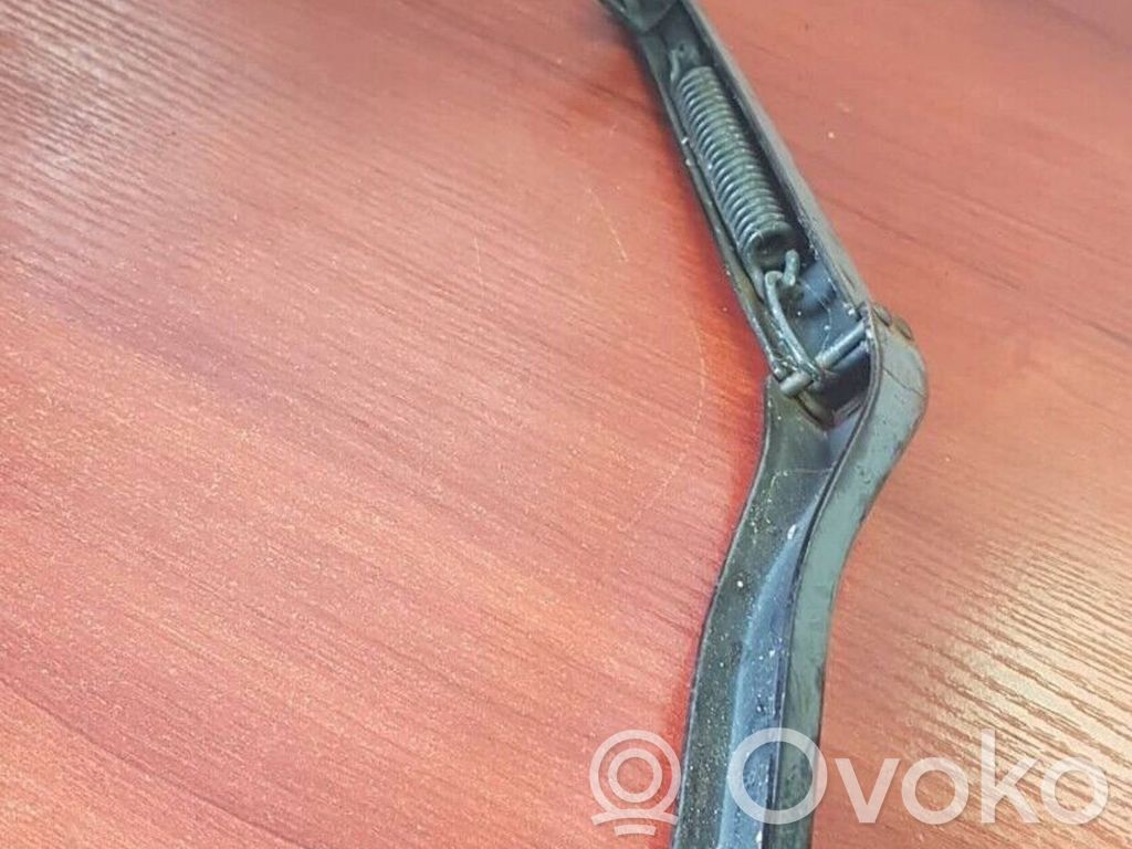 BMW X5 E53 Priekšējā loga tīrītāja kājiņa 