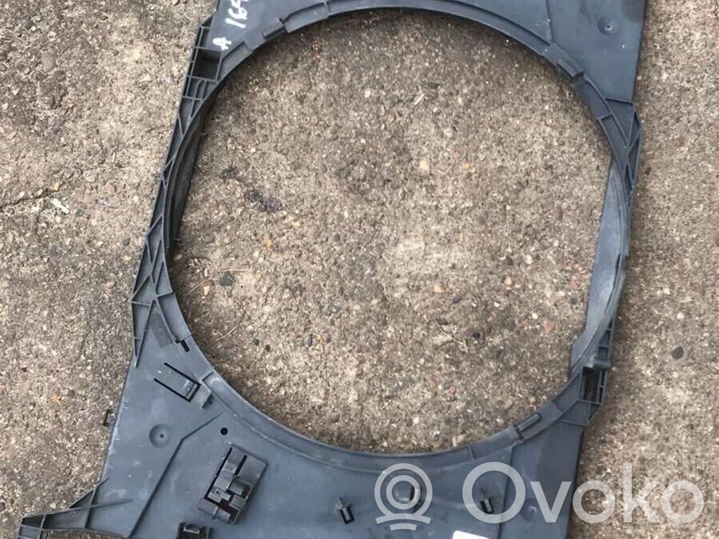 Osłona wentylatora chłodnicy   A1695050255