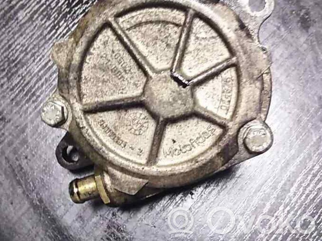 BMW 3 E46 Vacuum pump 