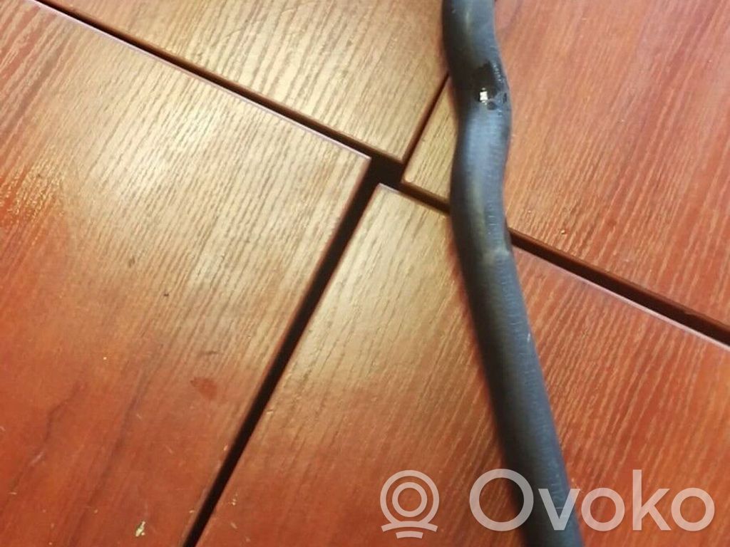 BMW 1 E81 E87 Engine coolant pipe/hose 