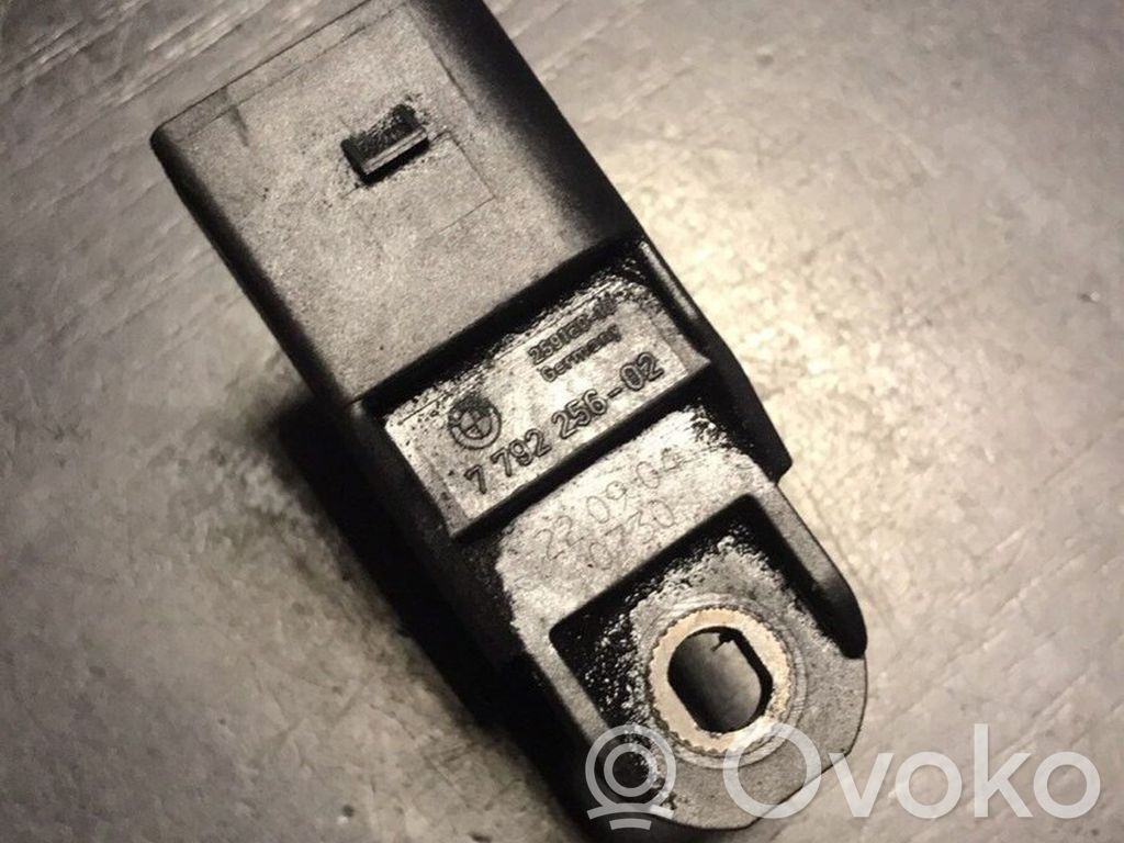 BMW 1 E81 E87 Camshaft position sensor 