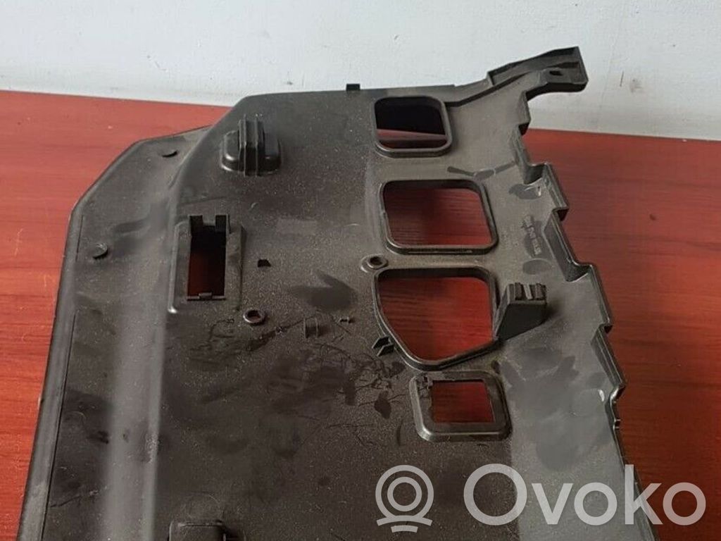 BMW 1 E82 E88 Dashboard lower bottom trim panel 
