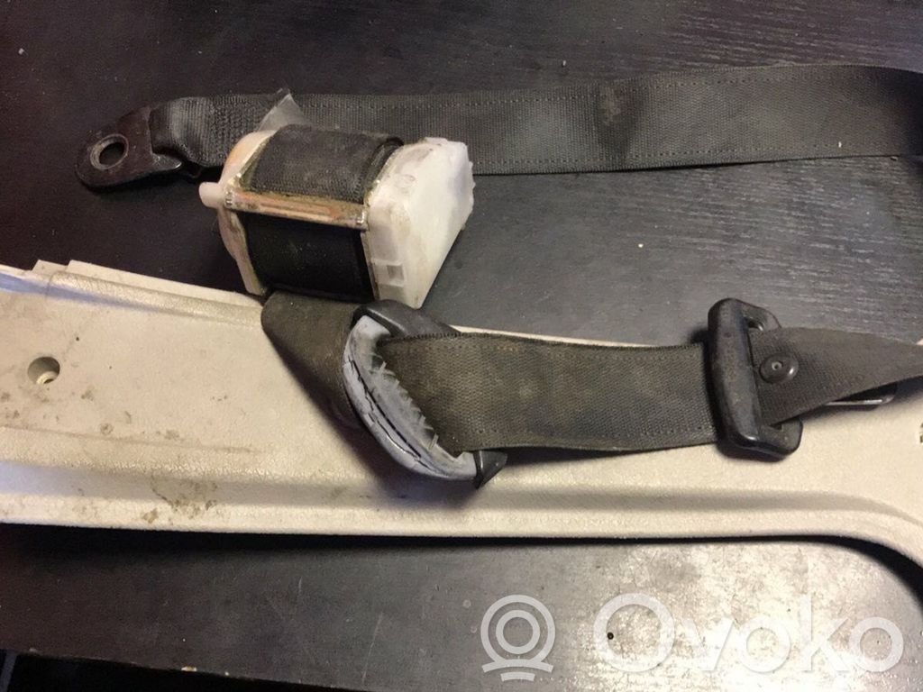 Opel Corsa B Cinturón delantero 