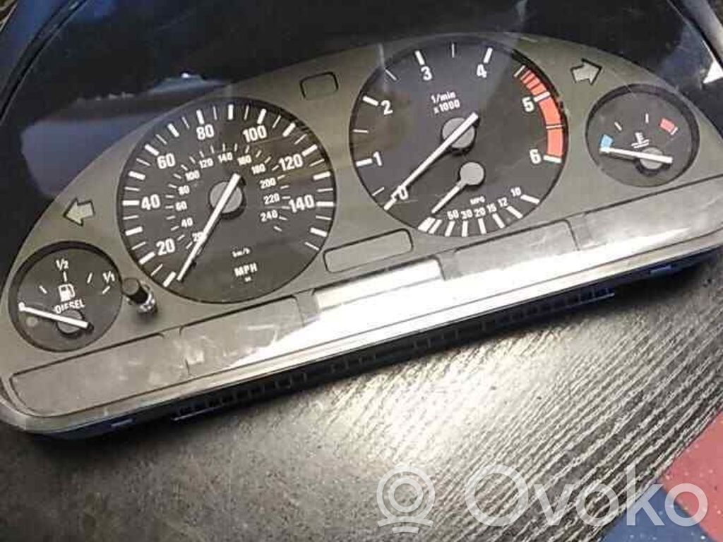BMW 5 E39 Speedometer (instrument cluster) 