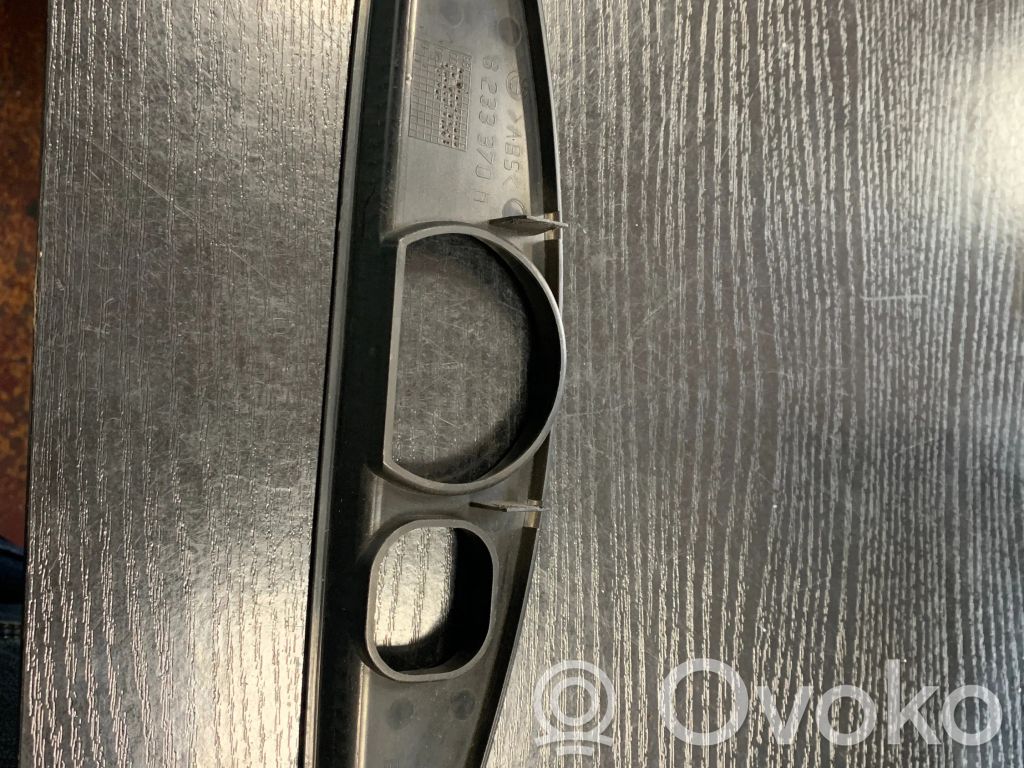 BMW 3 E46 Kita bagažinės apdailos detalė 