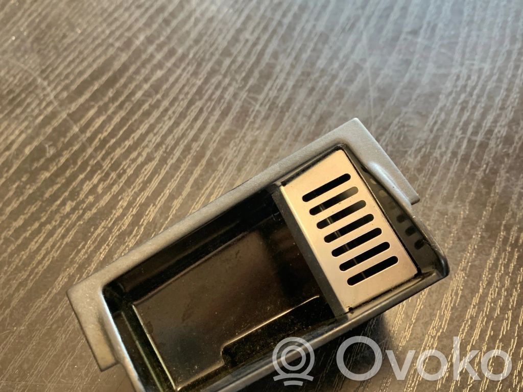 BMW 7 E65 E66 Car ashtray 
