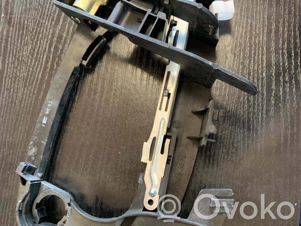 BMW 7 E65 E66 Loading door cover/cap 