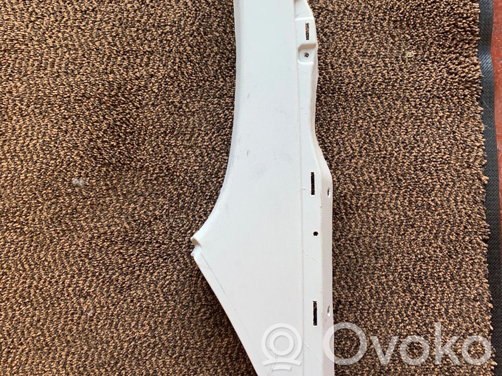 BMW 7 E65 E66 Kita salono detalė 