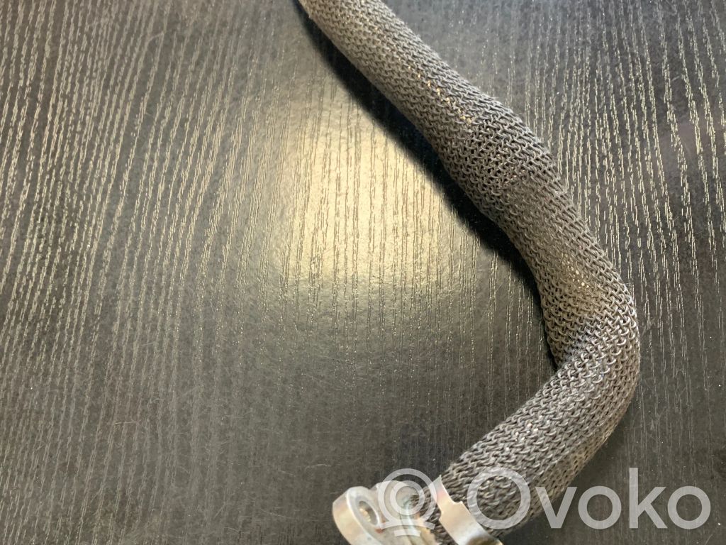 BMW 1 E81 E87 Caurulīte (-es) / šļūtene (-es) 