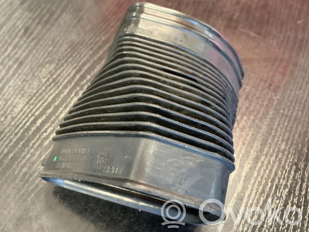 BMW 1 E81 E87 Air intake hose/pipe 
