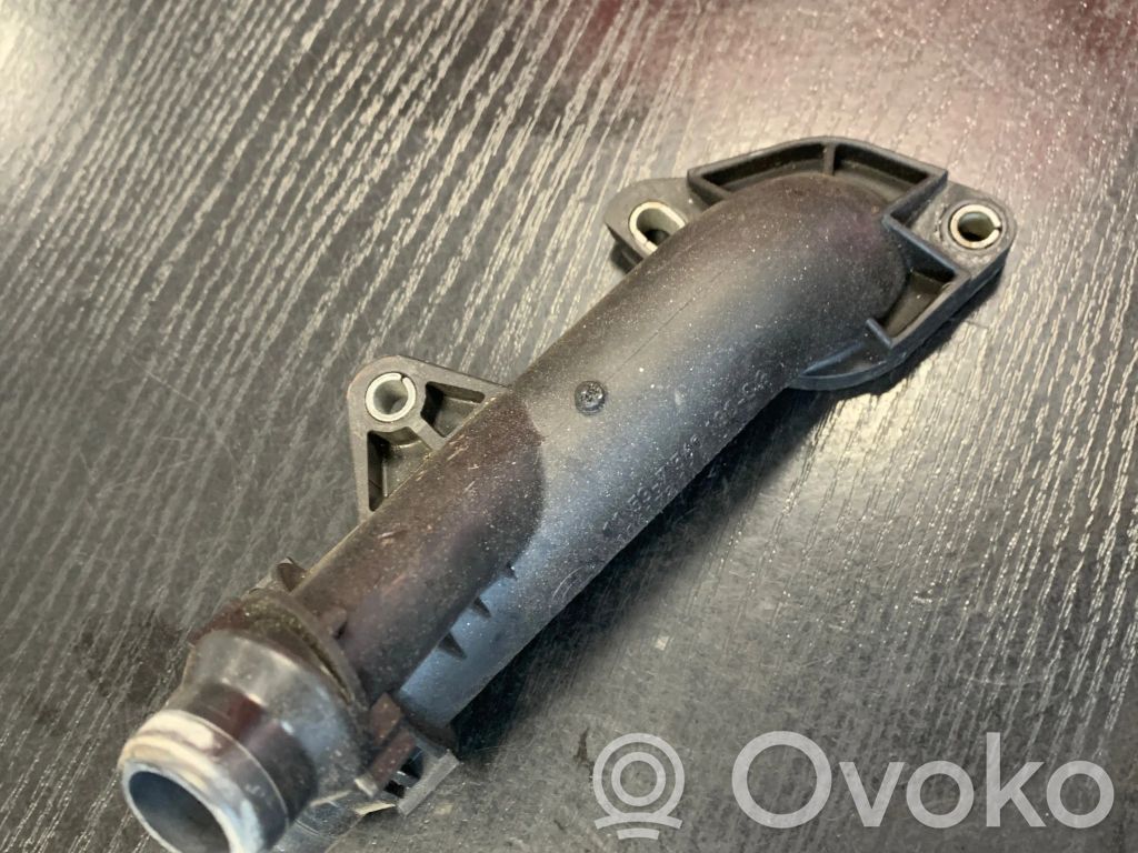 BMW 1 E81 E87 Tubo flessibile del liquido di raffreddamento del motore 