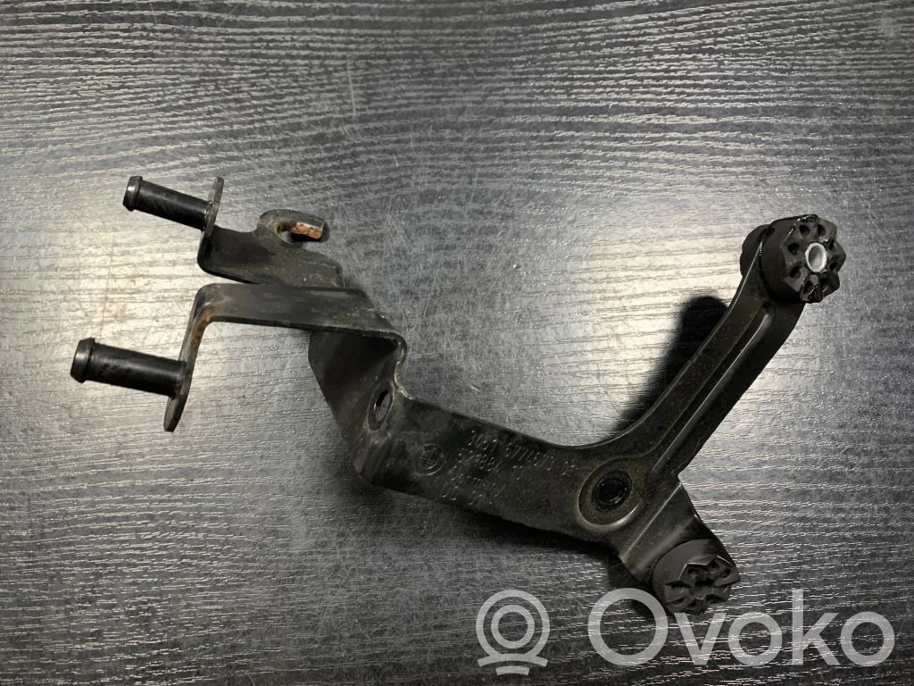 BMW 5 E60 E61 Uchwyt / Mocowanie pompy ABS 
