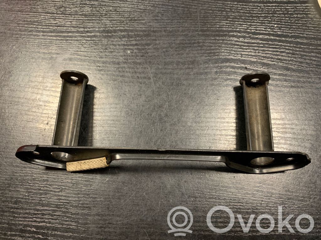 BMW 3 E90 E91 Other engine bay part 