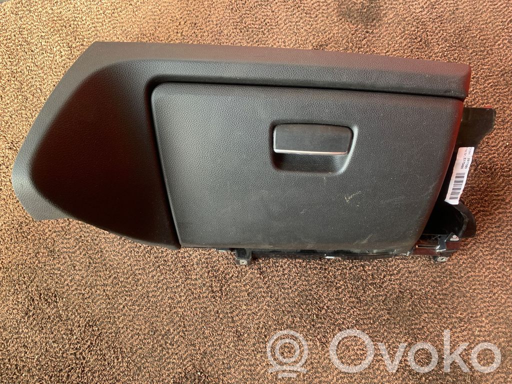 Glove box set   6962632