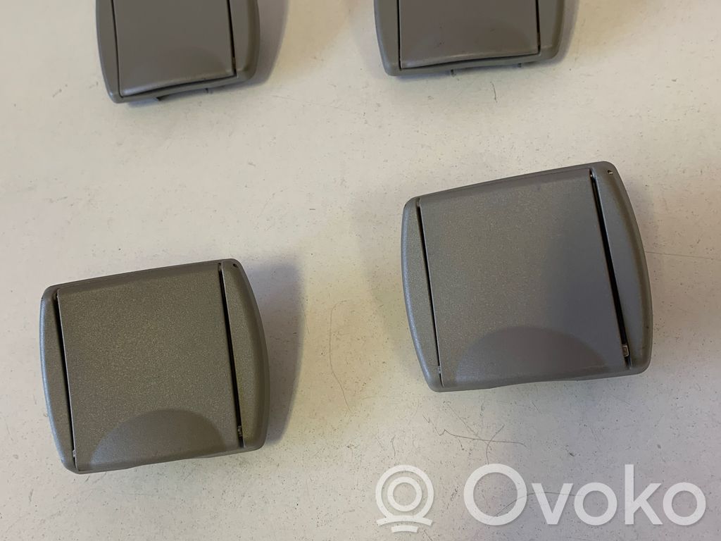BMW X1 E84 Rivestimento della copertura ripiano portaoggetti 