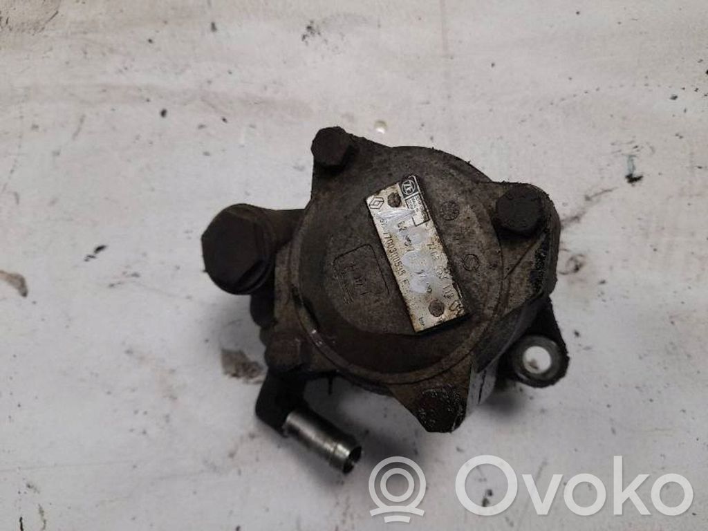 Renault Master II Power steering pump 