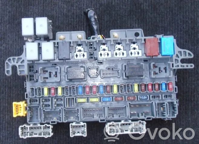 Honda Jazz Unidad de control/módulo de carrocería central 